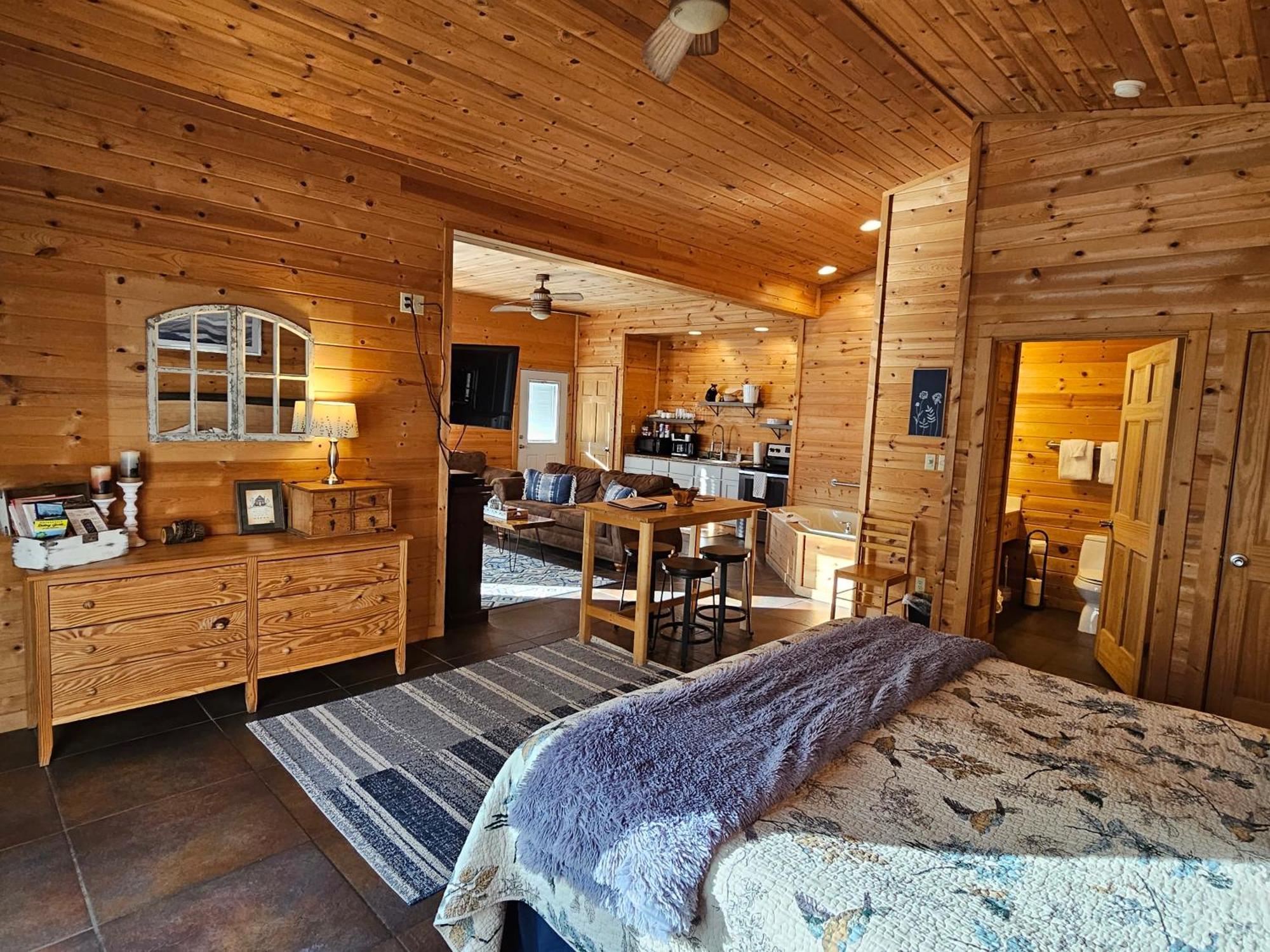 5 Min To Beaver Lake-King Bed-Fire Pit-Jetted Tub #3 Eureka Springs Exterior foto