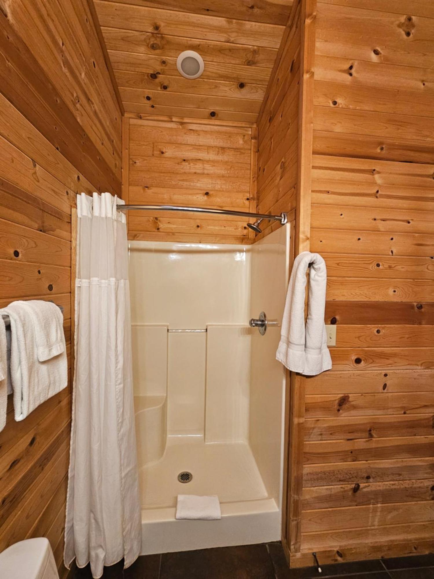 5 Min To Beaver Lake-King Bed-Fire Pit-Jetted Tub #3 Eureka Springs Exterior foto